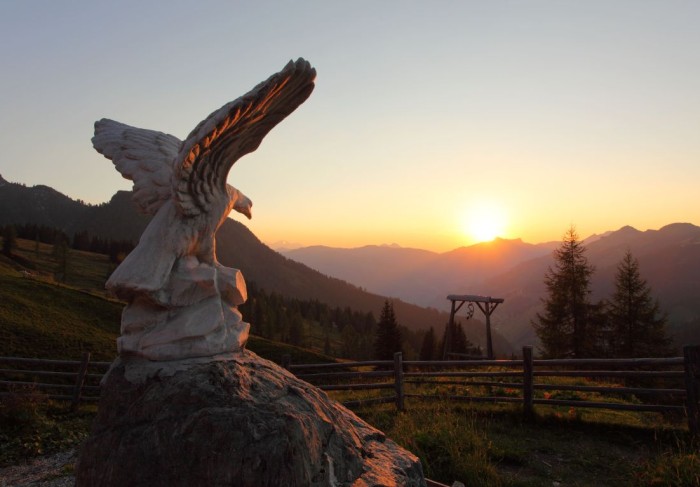 Sonnenuntergang auf der Loosb&uuml;helalm &copy; www.grossarltal.info