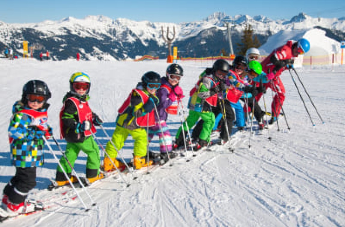 Skifahren im Salzburger Land, Ski amad&eacute;